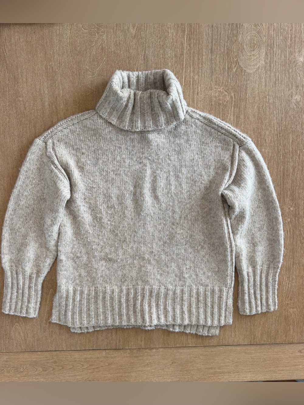 Industry Women’s XS Oatmeal Turtleneck Sweater Cozy Oversized Knit
